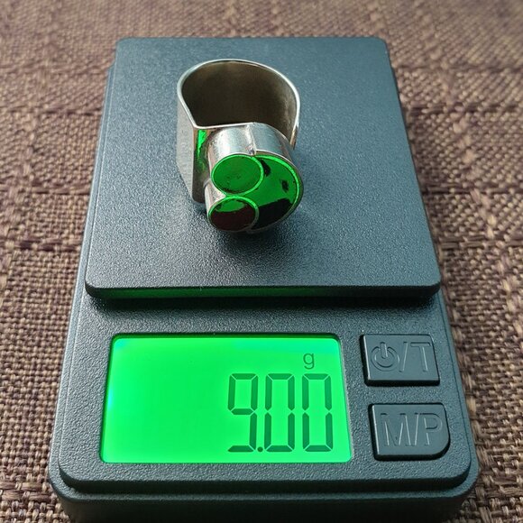 Unusual Vintage Mid-Century Spanish Red & Purple Resin Inlaid Silver Tone Ring - Picture 9 of 14